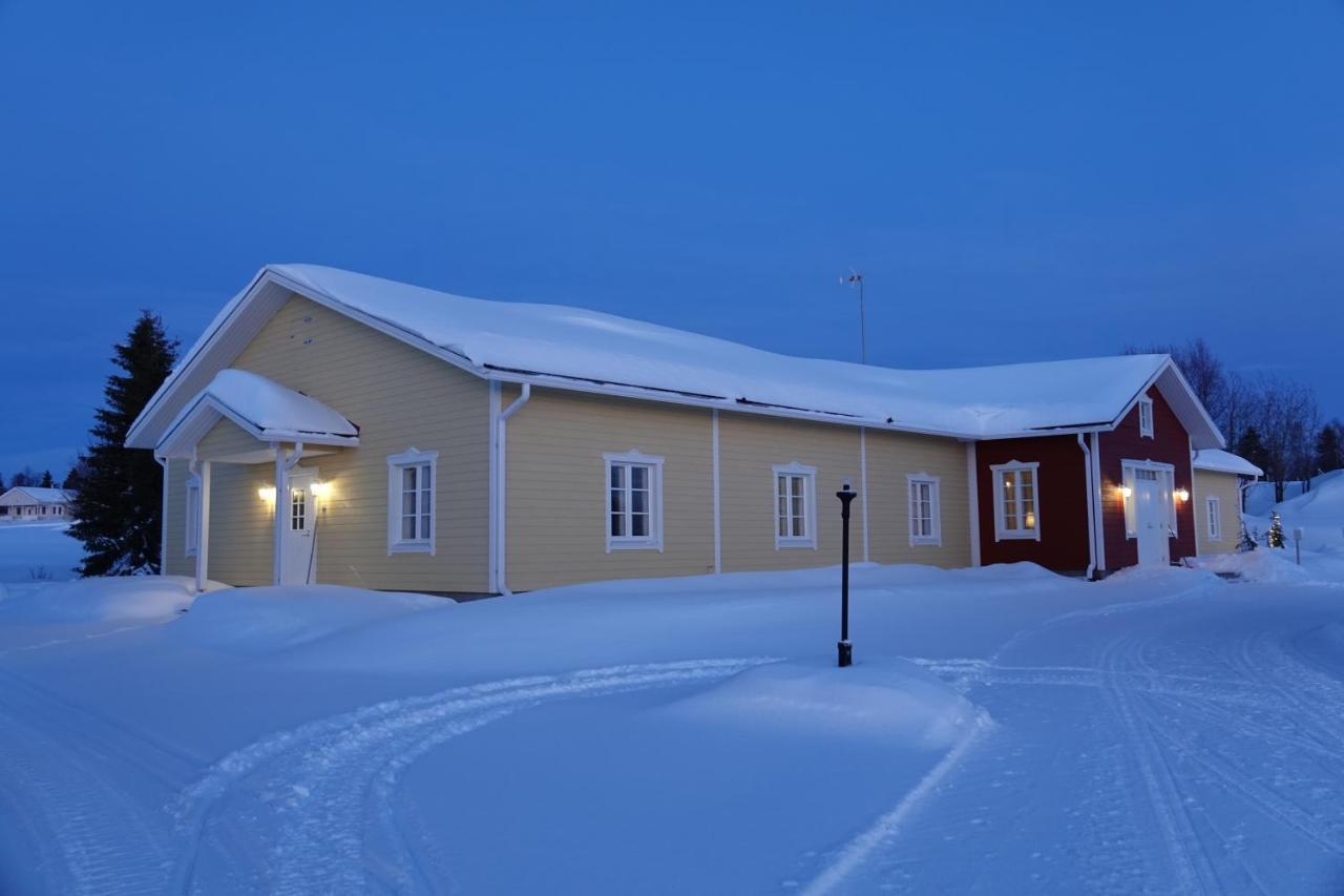 Kierinki Village Majatalo Exterior photo